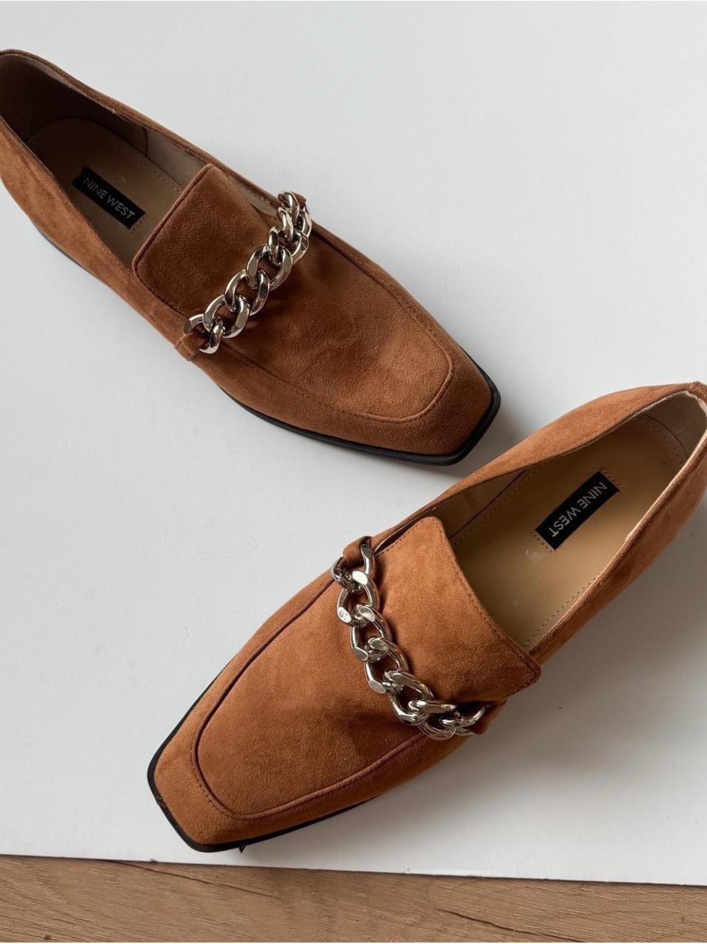 Nine West Brown Loafers 9.5 Square Toe Chain Preppy Minimalist - Picture 3 of 8
